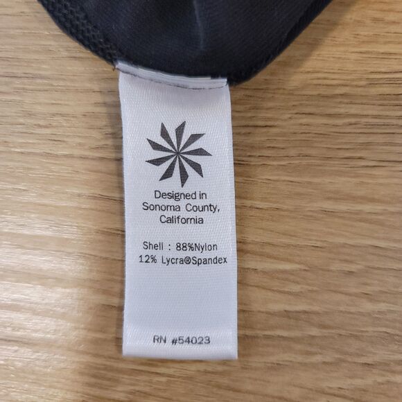 CLEARANCE Athleta Womens 'Mind Over Matter' Capri Leggings SZ Medium Crisscross - Picture 13 of 14